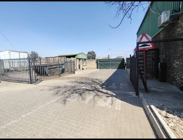 4,798M² INVESTMENT FOR SALE IN CROWN